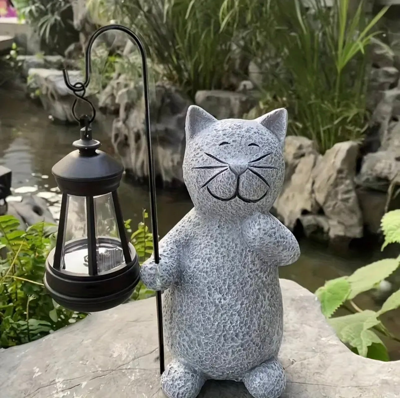 De Tuin Kat - Een Nieuwe Vriend in de Tuin