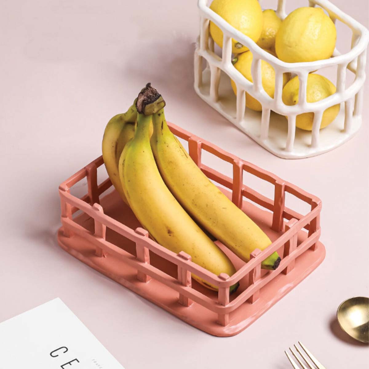Artistieke Resin Fruitschaal met Elegant Ontwerp - Wit