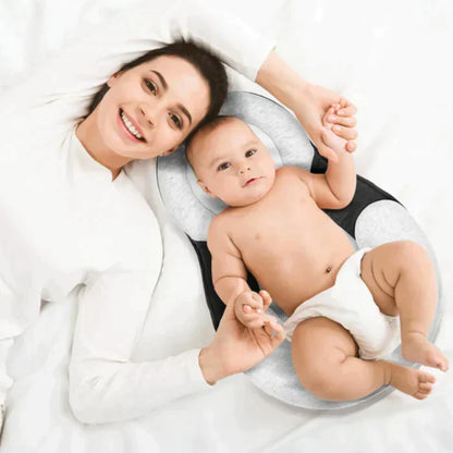 BabyEase Ergonomisch Kussen – Voorkomt Plat Hoofdje (0–6 Mnd)