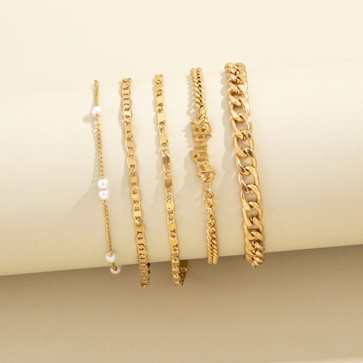 Armbanden Set Dames - Gouden Meerlaags & Verstelbaar met Parels voor Elegante Look